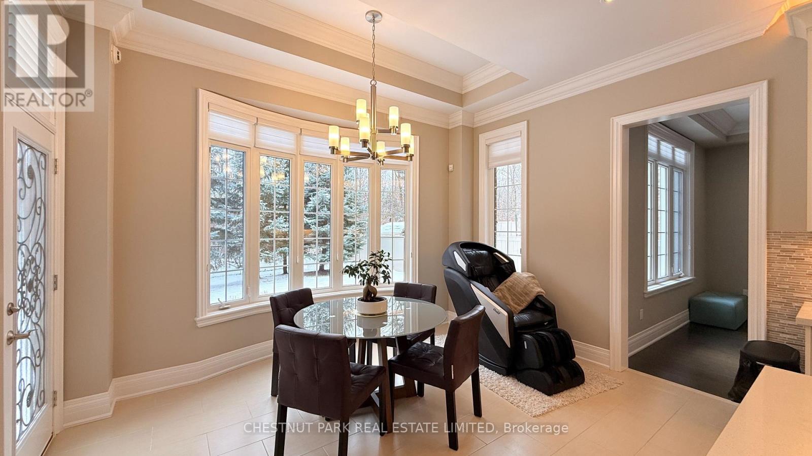 92 Heintzman Crescent, Vaughan, Ontario  L6A 4T1 - Photo 12 - N12608782