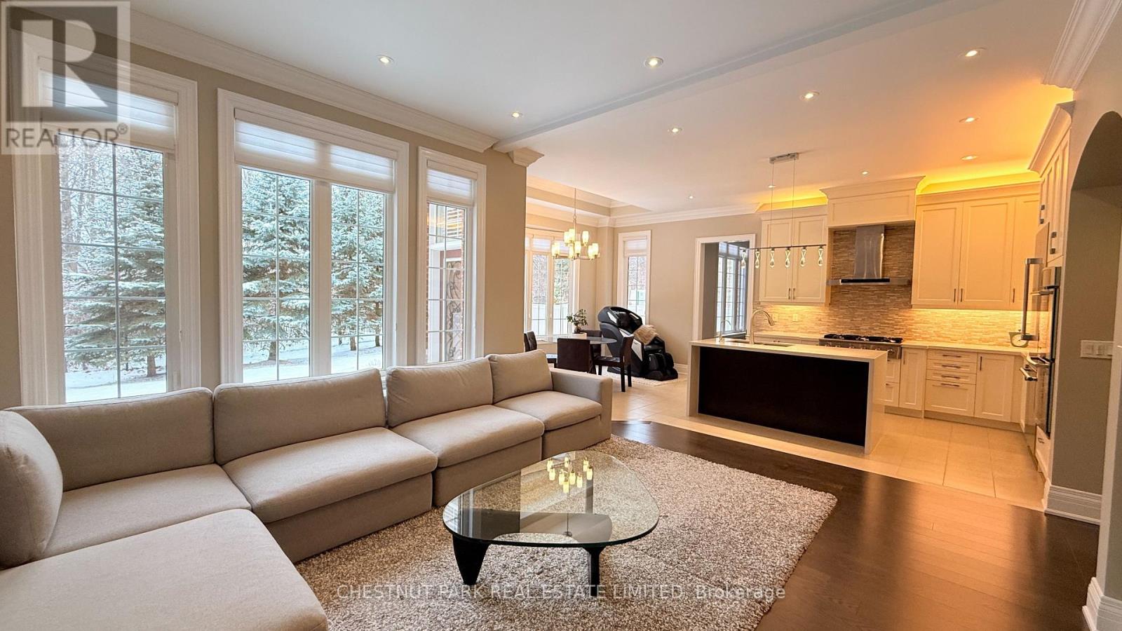 92 Heintzman Crescent, Vaughan, Ontario  L6A 4T1 - Photo 13 - N12608782