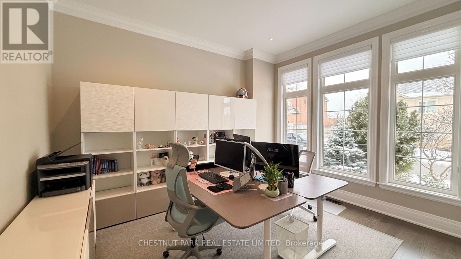 92 Heintzman Crescent, Vaughan, Ontario  L6A 4T1 - Photo 14 - N12608782