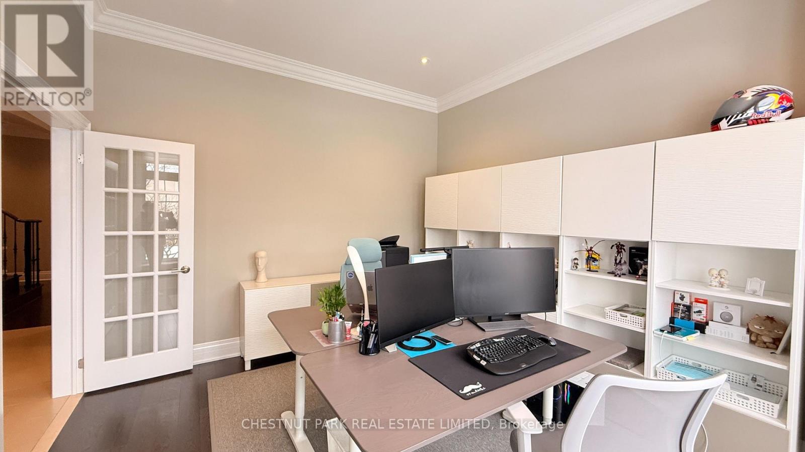 92 Heintzman Crescent, Vaughan, Ontario  L6A 4T1 - Photo 15 - N12608782