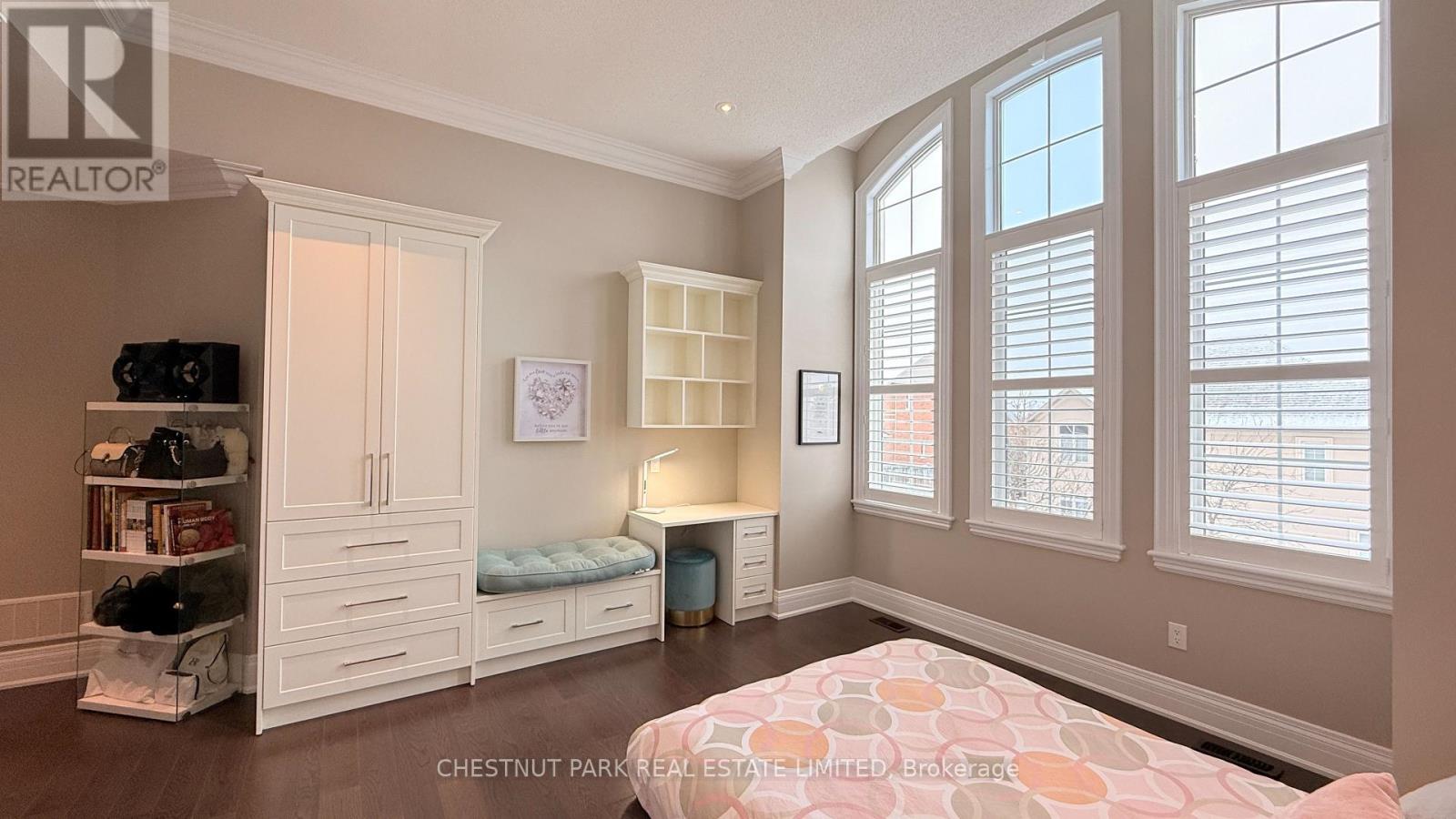 92 Heintzman Crescent, Vaughan, Ontario  L6A 4T1 - Photo 27 - N12608782