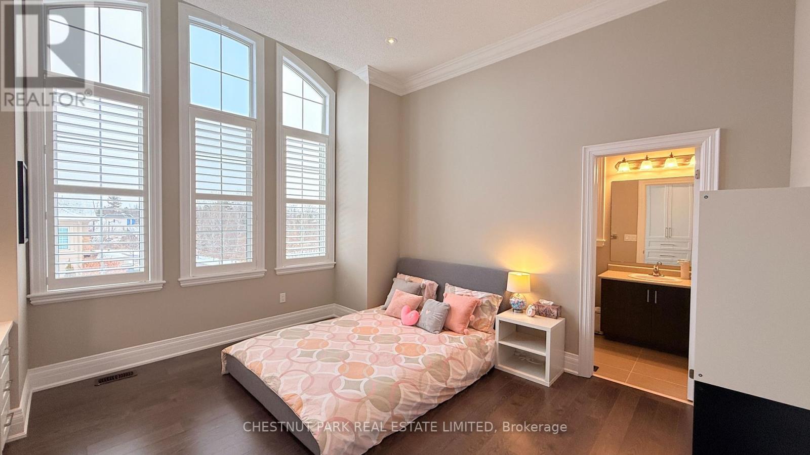 92 Heintzman Crescent, Vaughan, Ontario  L6A 4T1 - Photo 29 - N12608782