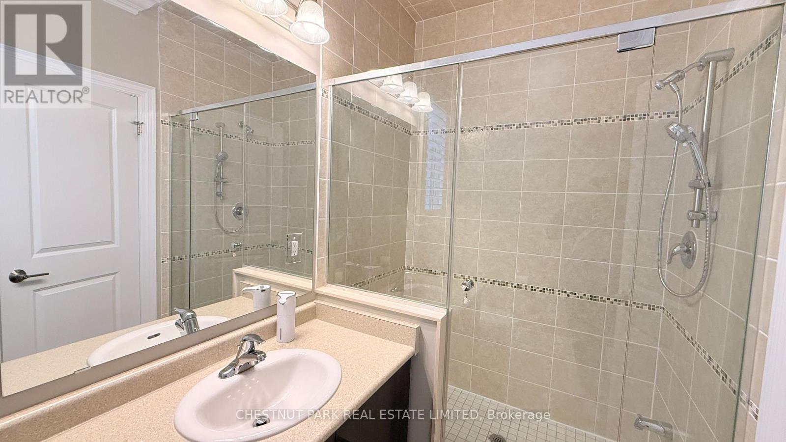 92 Heintzman Crescent, Vaughan, Ontario  L6A 4T1 - Photo 31 - N12608782