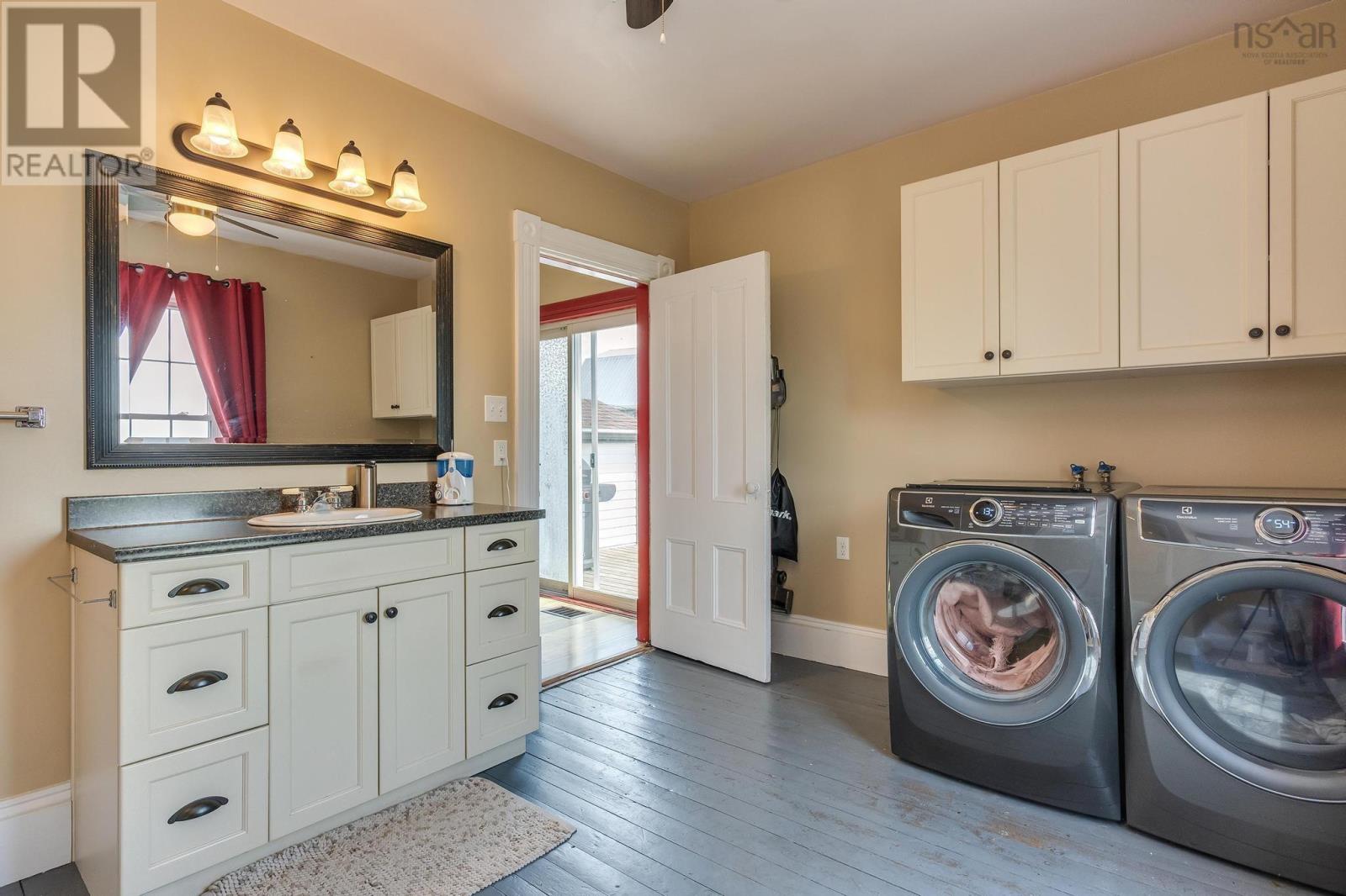 710 Main Street, Lawrencetown, Nova Scotia  B0S 1M0 - Photo 20 - 202527112