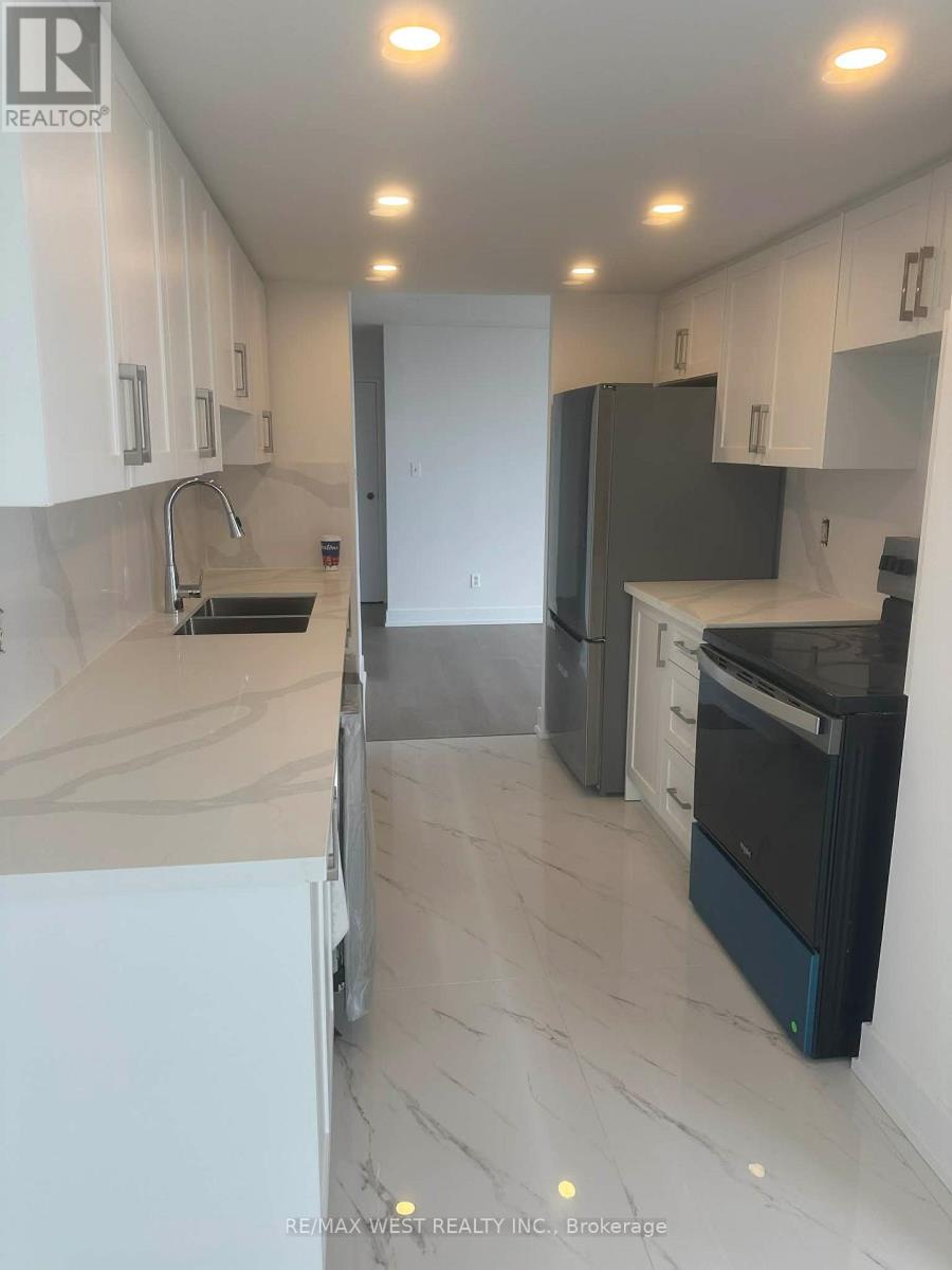 901 - 3 Rowntree Road, Toronto, Ontario  M9V 5G8 - Photo 7 - W12608780