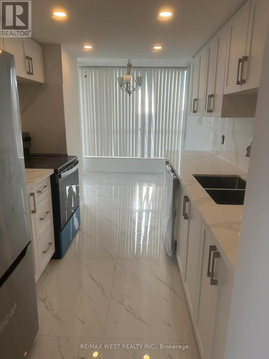 901 - 3 Rowntree Road, Toronto, Ontario  M9V 5G8 - Photo 8 - W12608780