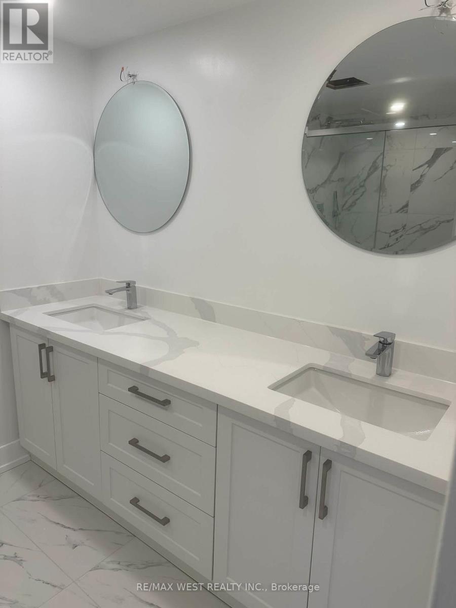 901 - 3 Rowntree Road, Toronto, Ontario  M9V 5G8 - Photo 9 - W12608780