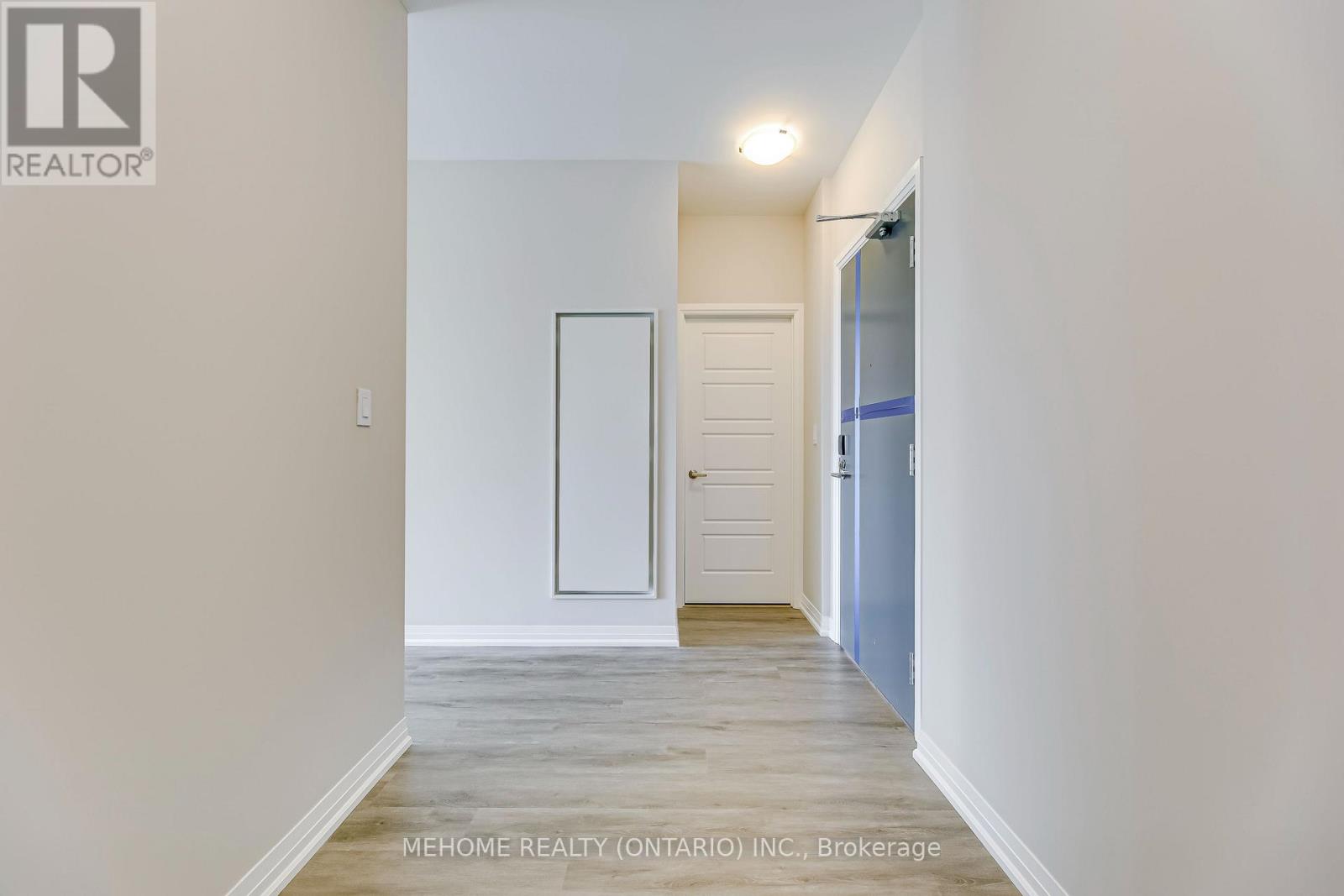 312 - 3265 Carding Mill Trail W, Oakville, Ontario  L6M 5P7 - Photo 6 - W12608804