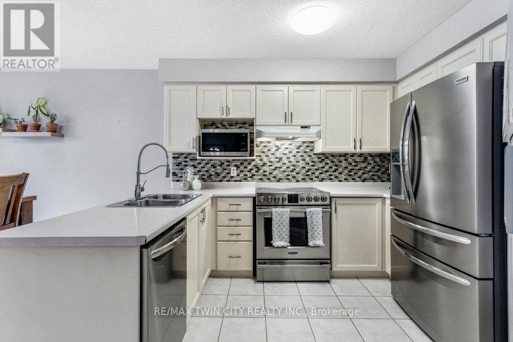 102 Marston Crescent, Cambridge, Ontario  N3C 4G4 - Photo 11 - X12608806