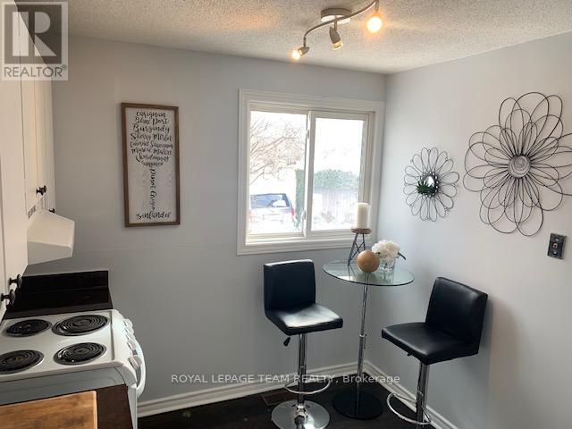 E - 14 Larkshire Lane, Ottawa, Ontario  K2J 1Y6 - Photo 11 - X12608822