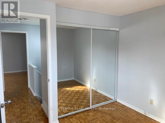 E - 14 Larkshire Lane, Ottawa, Ontario  K2J 1Y6 - Photo 31 - X12608822