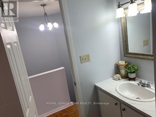 E - 14 Larkshire Lane, Ottawa, Ontario  K2J 1Y6 - Photo 33 - X12608822