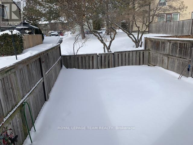 E - 14 Larkshire Lane, Ottawa, Ontario  K2J 1Y6 - Photo 41 - X12608822