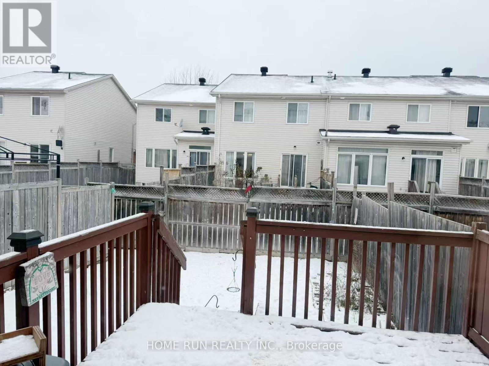 330 Applecross Crescent, Ottawa, Ontario  K2K 0C4 - Photo 9 - X12608848