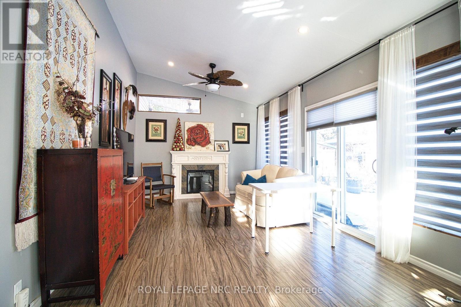 46 Lisgar Street, Chatham-Kent (Ridgetown), Ontario  N0P 2C0 - Photo 2 - X12608816