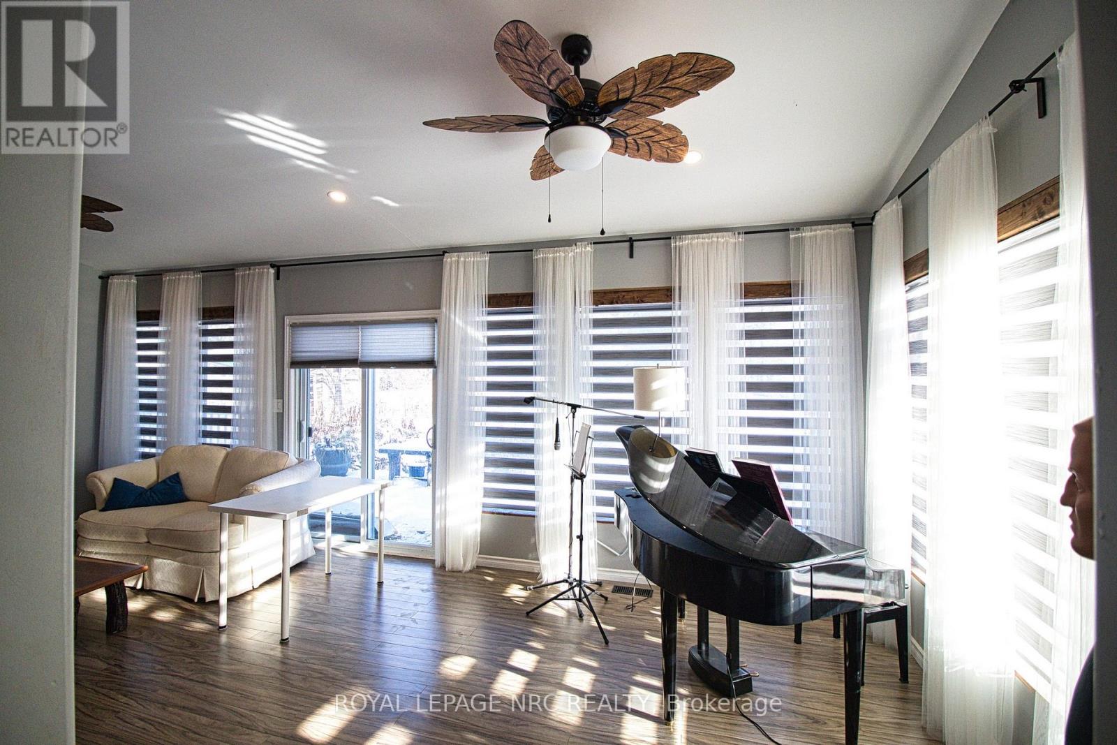 46 Lisgar Street, Chatham-Kent (Ridgetown), Ontario  N0P 2C0 - Photo 8 - X12608816