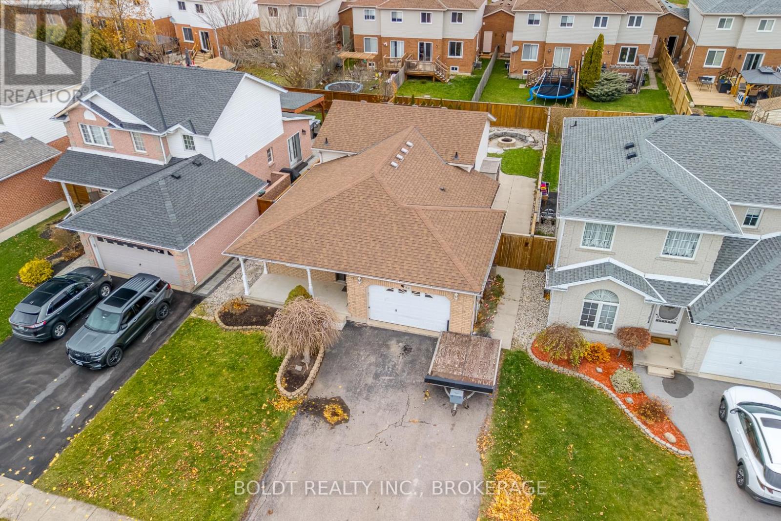 84 Confederation Avenue, Thorold, Ontario  L2V 5A6 - Photo 27 - X12608820