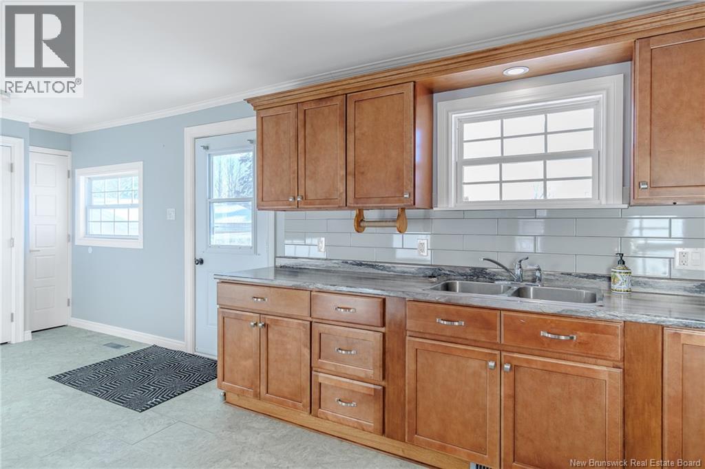 3468 Loch Lomond Road, Saint John, New Brunswick E2N 1B8 - Photo 10 - NB131074