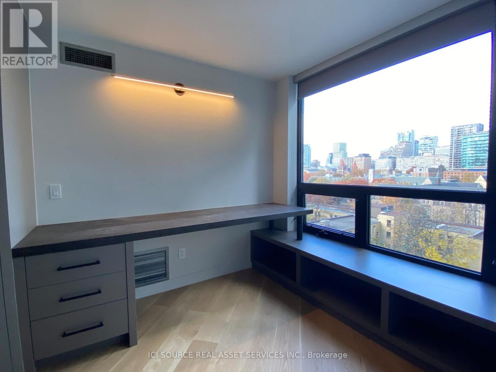 1001 - 62 Wellesley Street W, Toronto (Bay Street Corridor), Ontario  M5S 2X3 - Photo 13 - C12608818