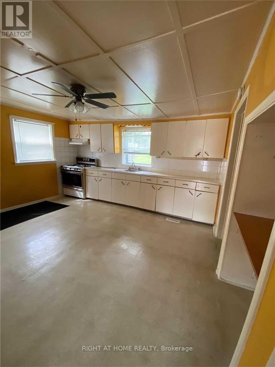 7870 Yonge Street, Innisfil, Ontario  L9S 1L4 - Photo 8 - N12608856