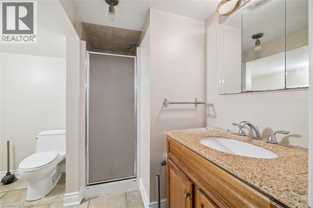 8 Wavell Avenue, Hamilton, Ontario  L9A 2T2 - Photo 16 - 40781623