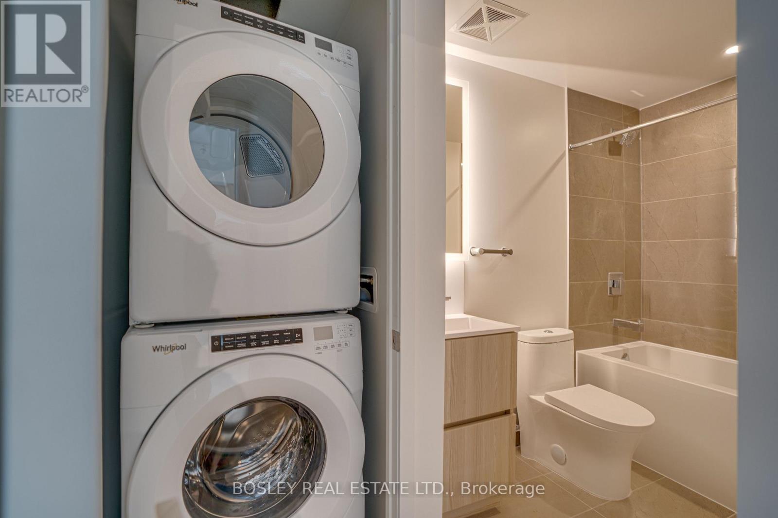 414 - 251 Masonry Way, Mississauga (Port Credit), Ontario  L5H 0B3 - Photo 10 - W12608826