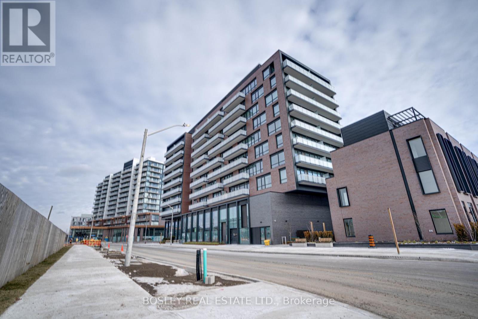 414 - 251 Masonry Way, Mississauga (Port Credit), Ontario  L5H 0B3 - Photo 19 - W12608826