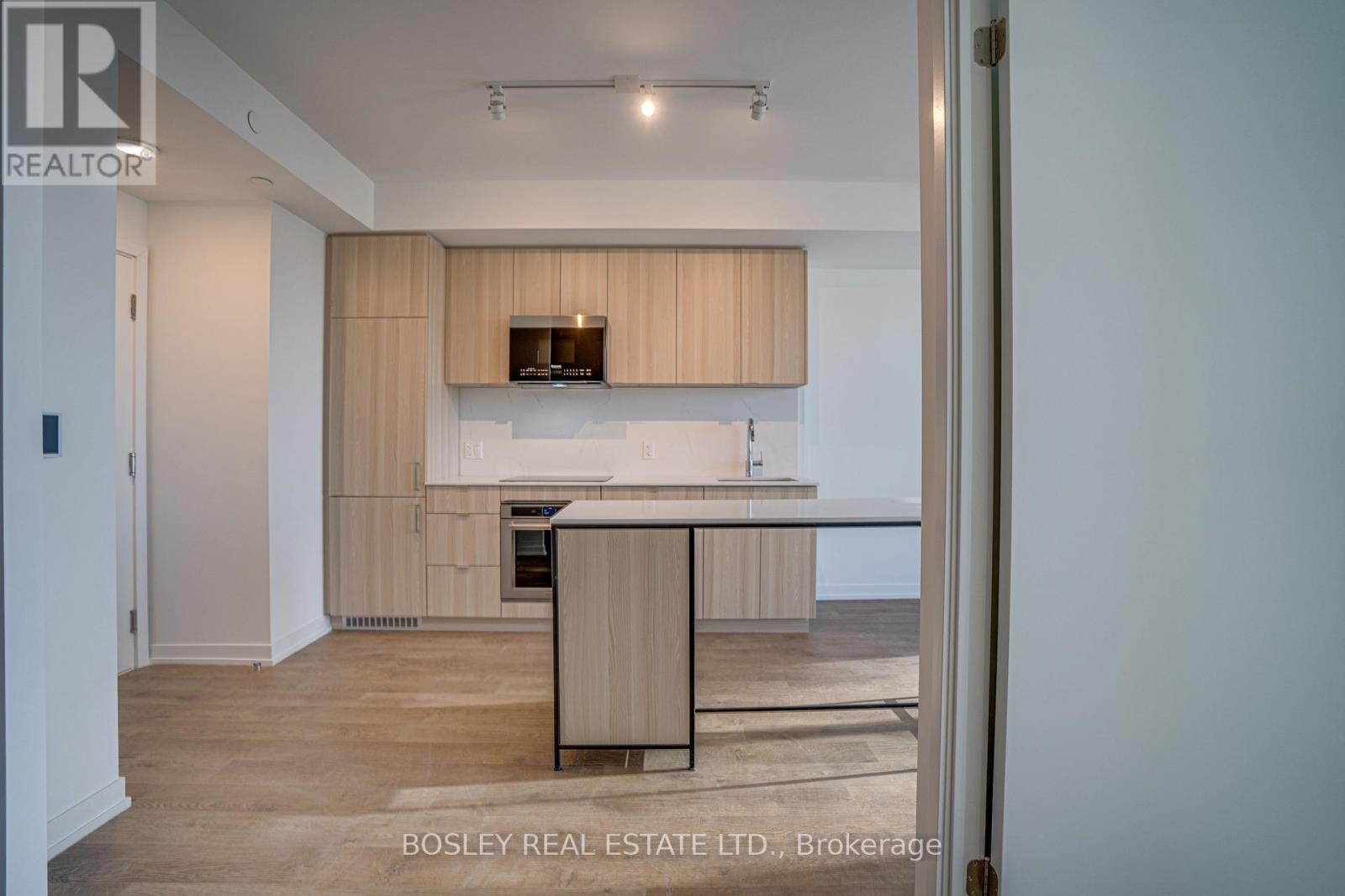 414 - 251 Masonry Way, Mississauga (Port Credit), Ontario  L5H 0B3 - Photo 6 - W12608826