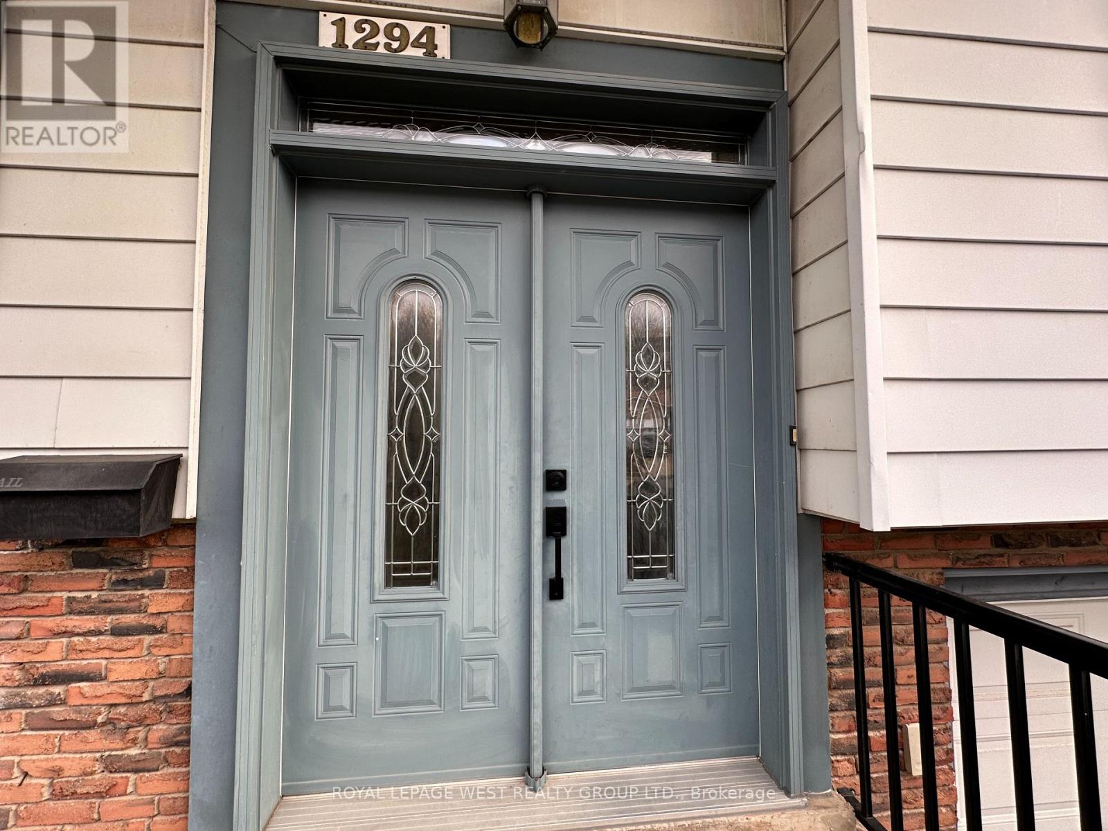 Upper - 1294 Forest Hill, Oakville, Ontario  L6H 2S4 - Photo 20 - W12608830