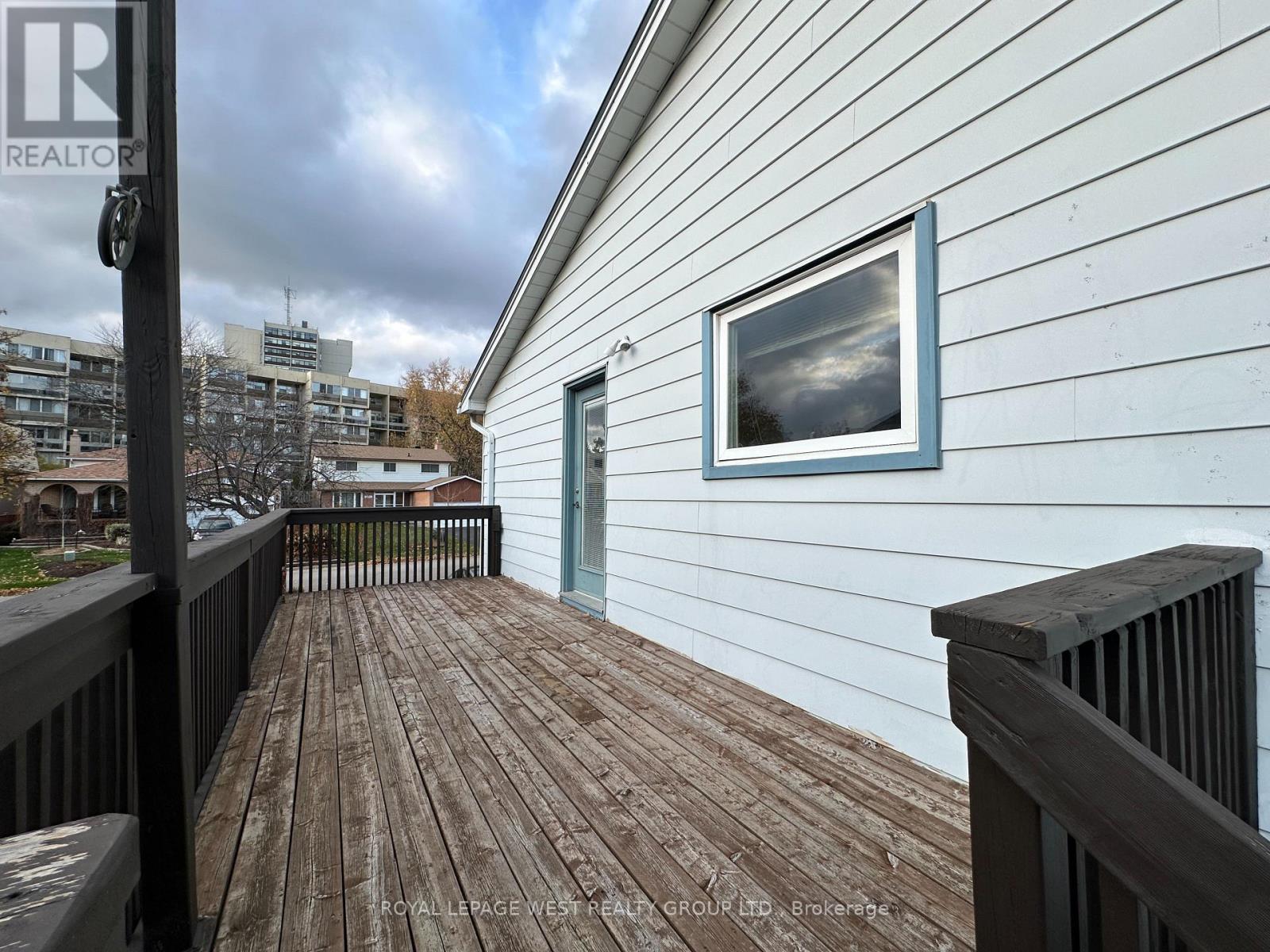 Upper - 1294 Forest Hill, Oakville, Ontario  L6H 2S4 - Photo 9 - W12608830