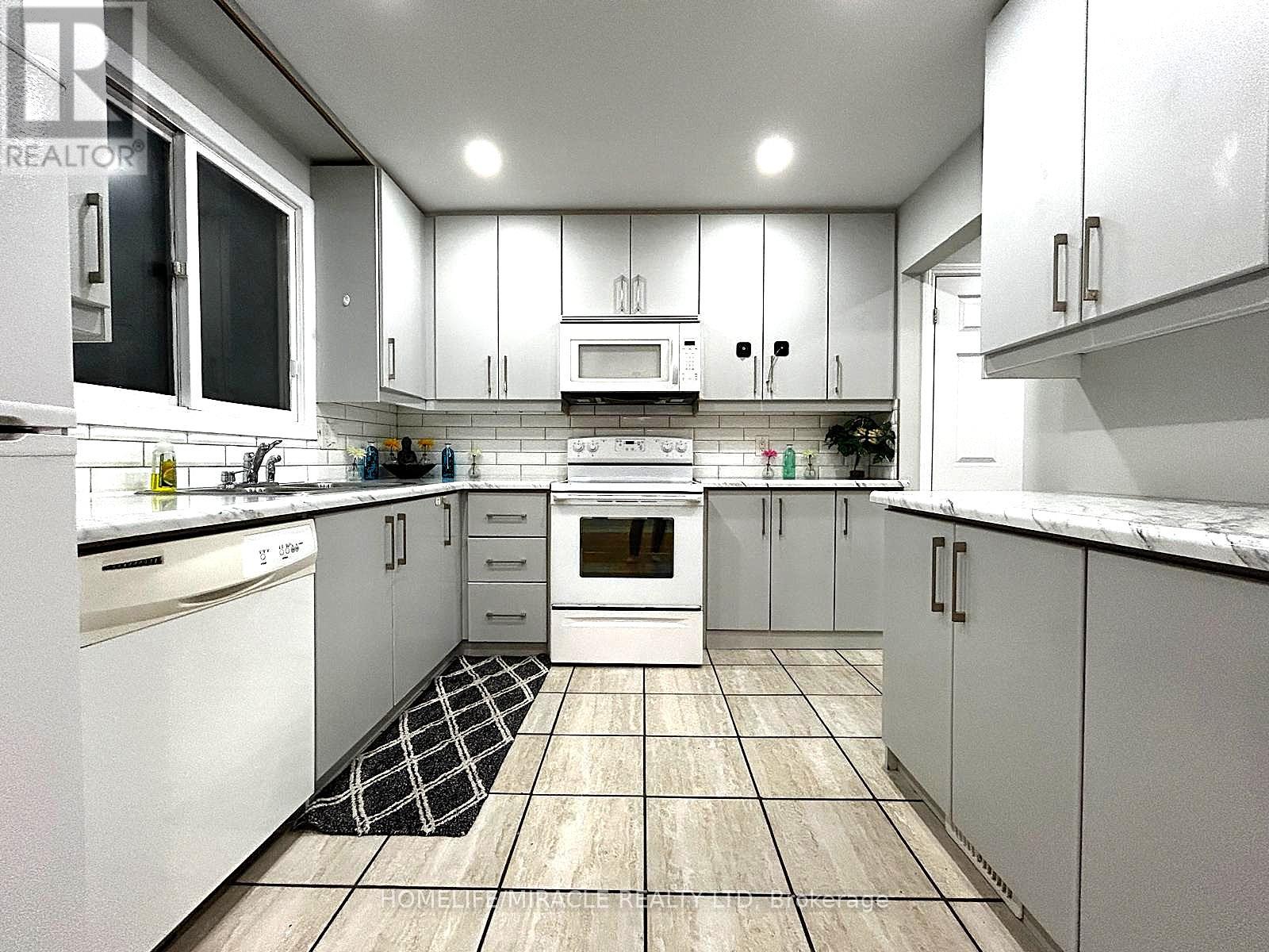 7043 Bonnie Street, Niagara Falls, Ontario  L2G 7N1 - Photo 15 - X12608850