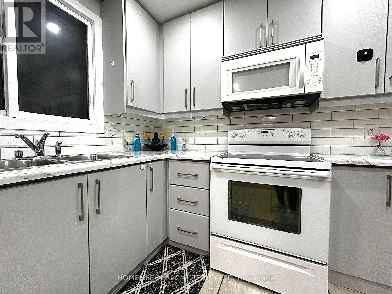 7043 Bonnie Street, Niagara Falls, Ontario  L2G 7N1 - Photo 17 - X12608850