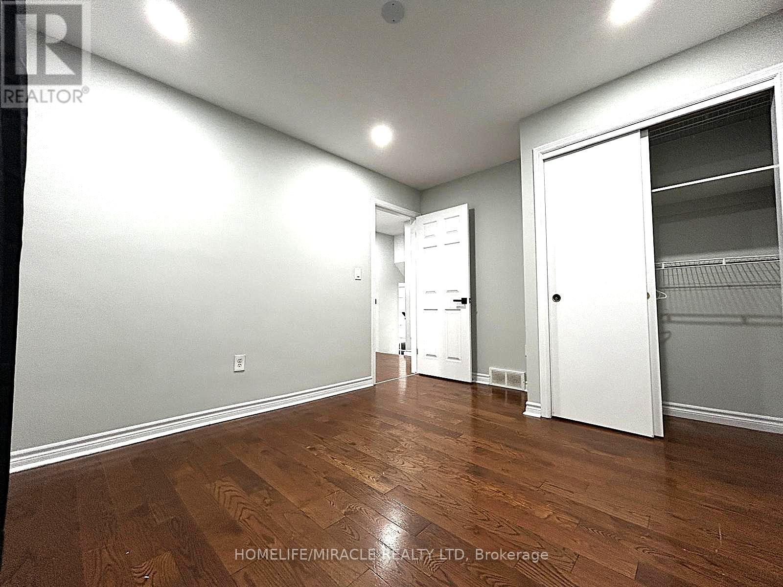 7043 Bonnie Street, Niagara Falls, Ontario  L2G 7N1 - Photo 28 - X12608850