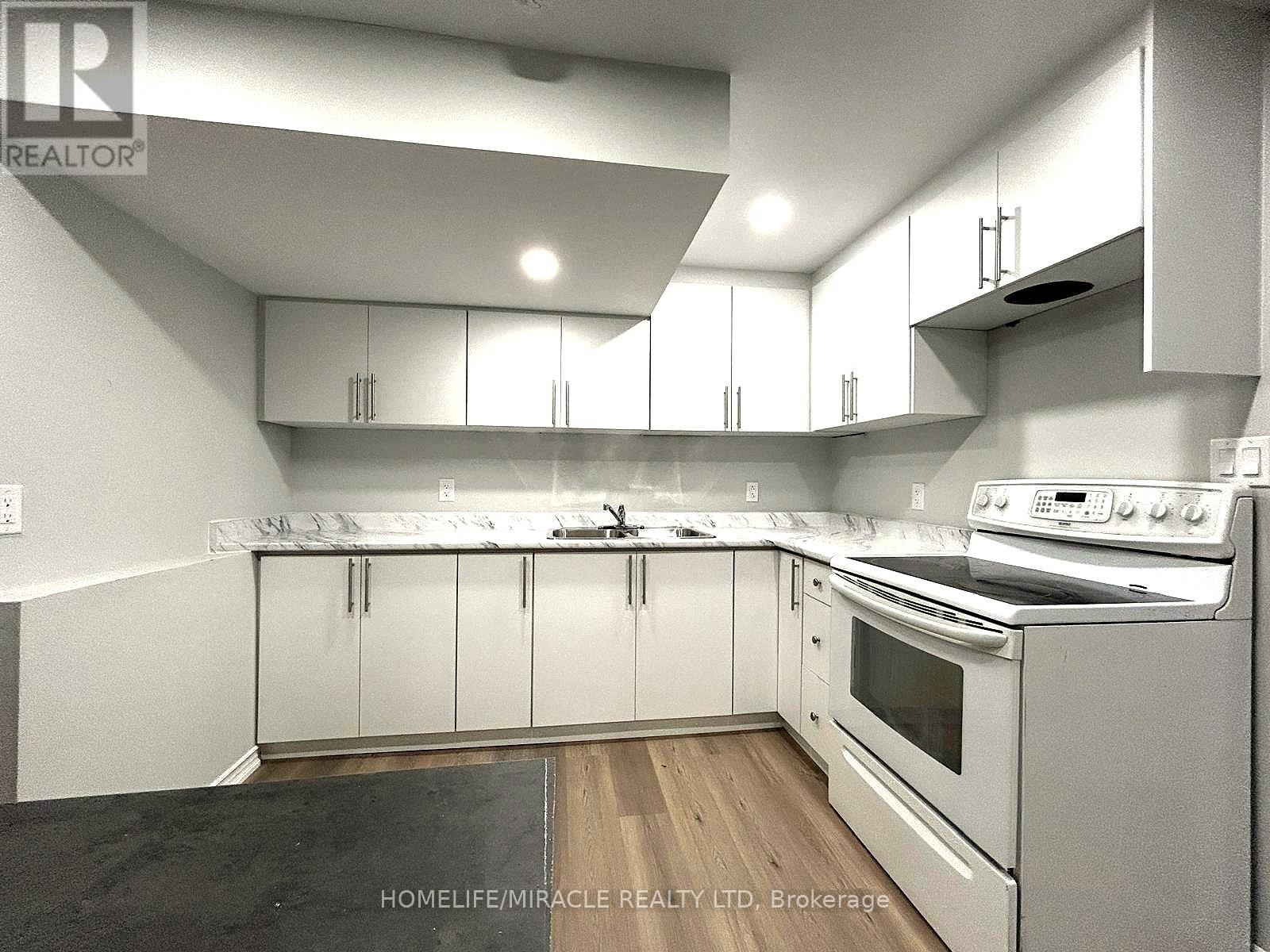 7043 Bonnie Street, Niagara Falls, Ontario  L2G 7N1 - Photo 34 - X12608850