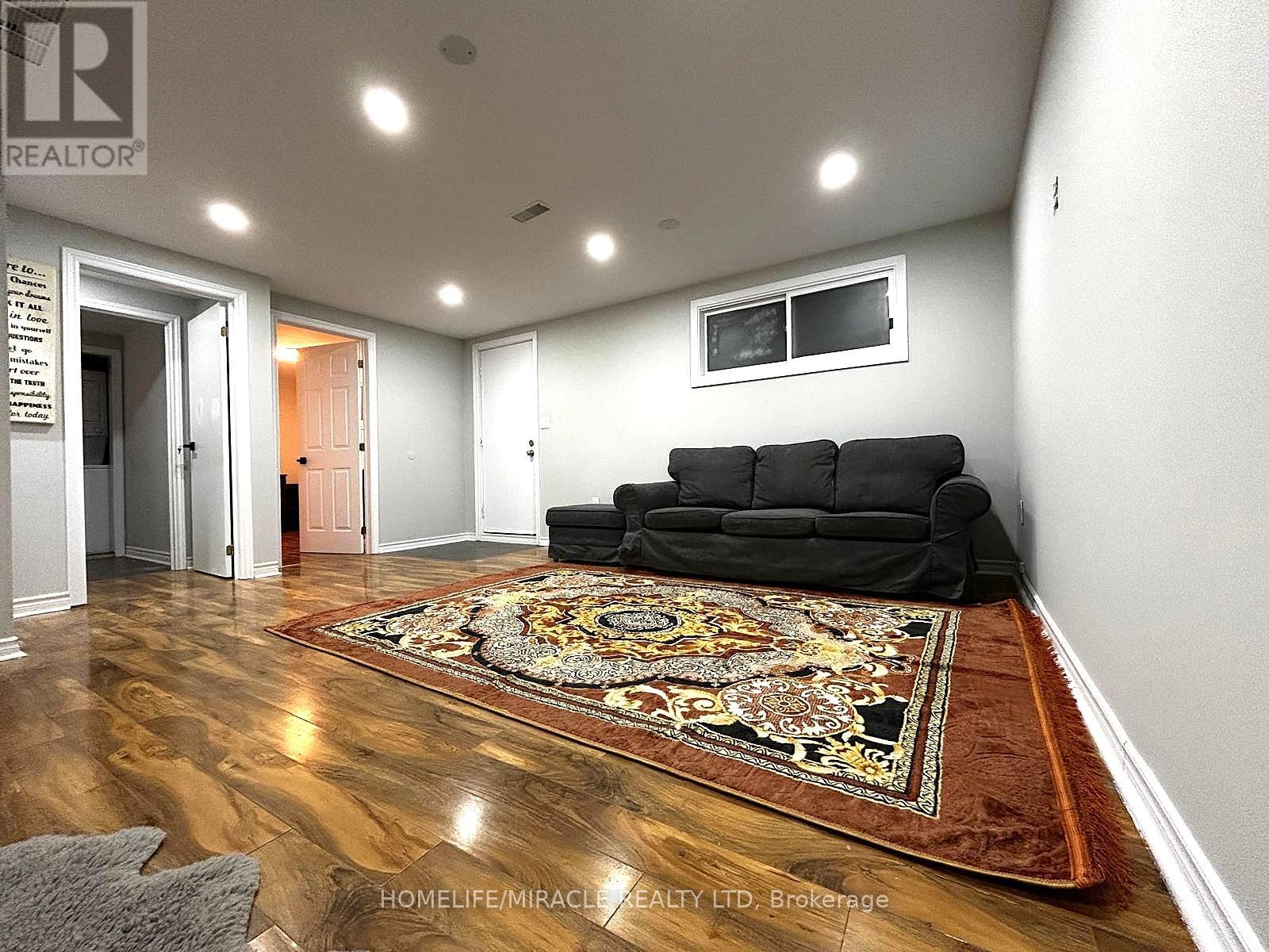 7043 Bonnie Street, Niagara Falls, Ontario  L2G 7N1 - Photo 40 - X12608850