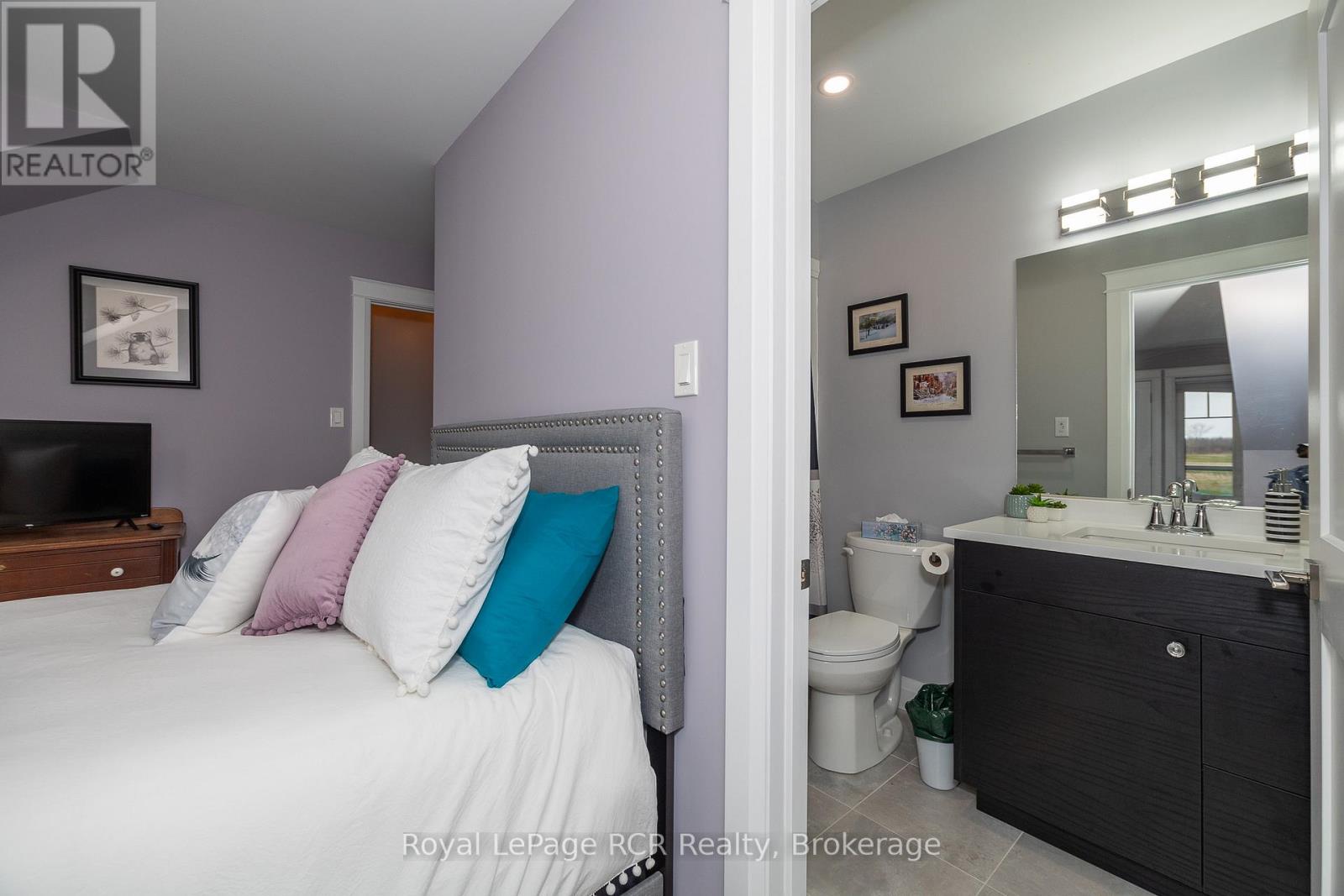 133 Hawthorn Crescent, Georgian Bluffs, Ontario  N0H 1S0 - Photo 18 - X12608872