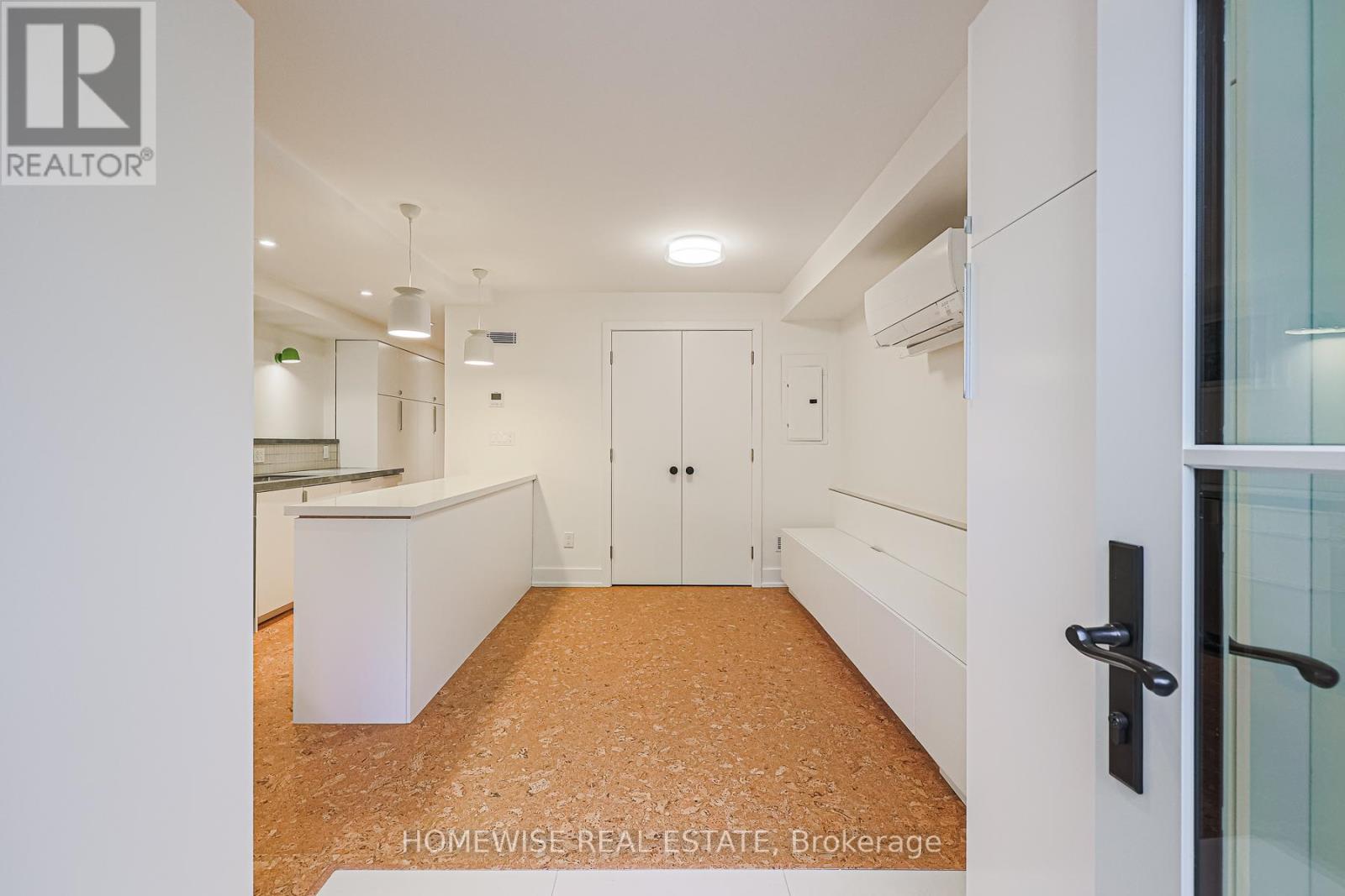 83 Clinton Street, Toronto (Palmerston-Little Italy), Ontario  M6G 2Y4 - Photo 12 - C12608866