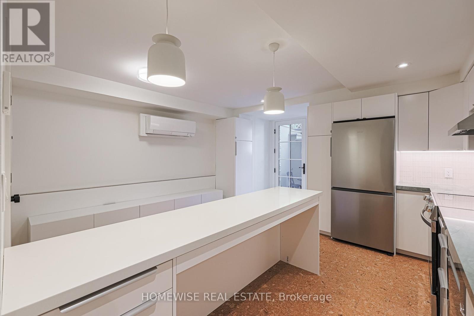 83 Clinton Street, Toronto (Palmerston-Little Italy), Ontario  M6G 2Y4 - Photo 25 - C12608866