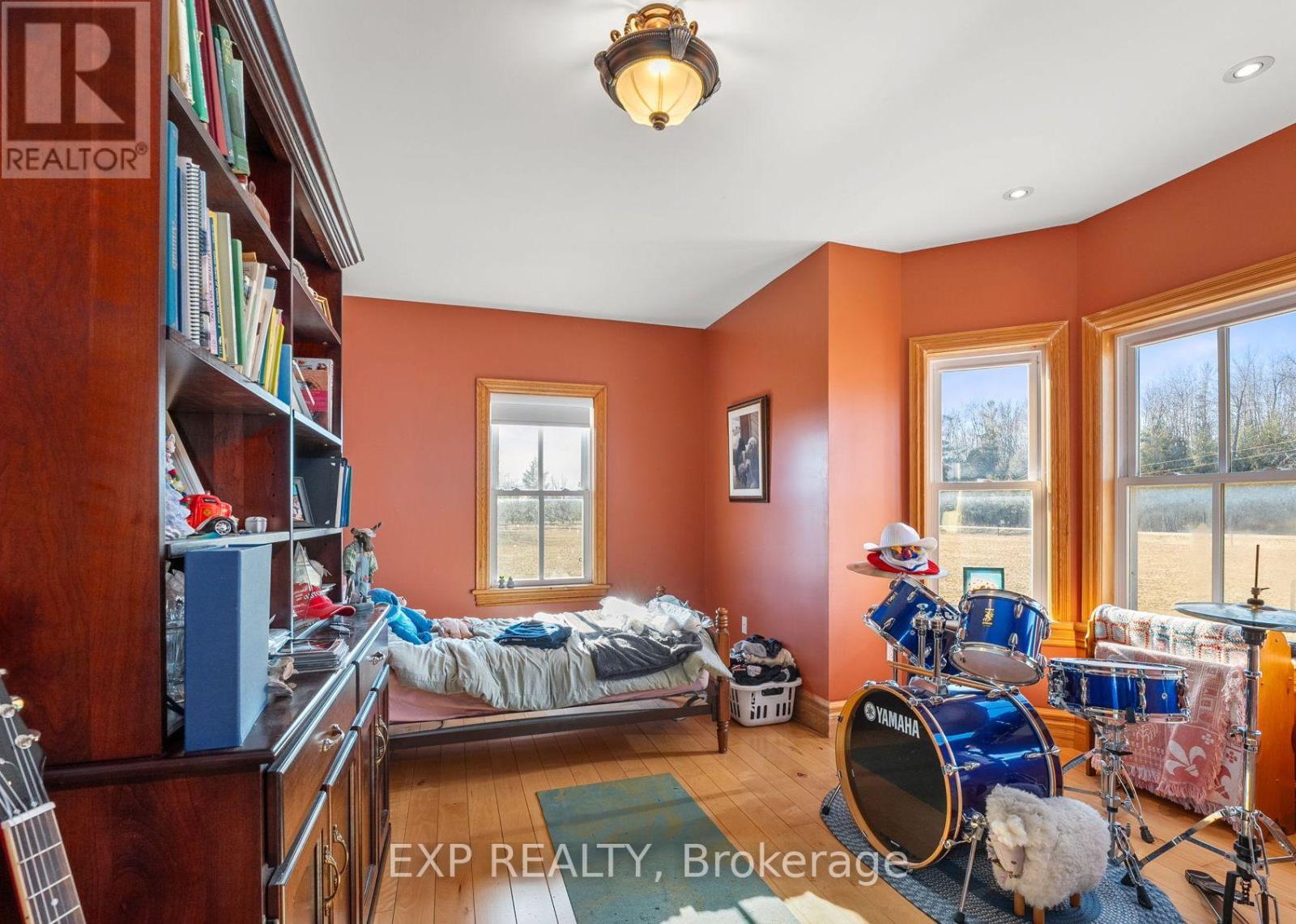 8923 Morning Glory Road, Georgina, Ontario  L0E 1N0 - Photo 26 - N12608880