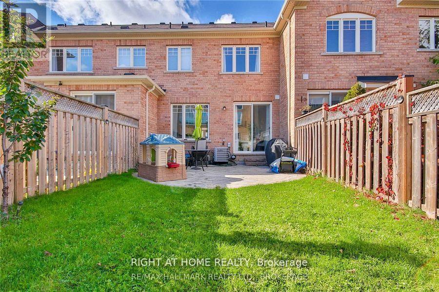 137 Windrow Street, Richmond Hill, Ontario  L4E 4Y4 - Photo 22 - N12608886