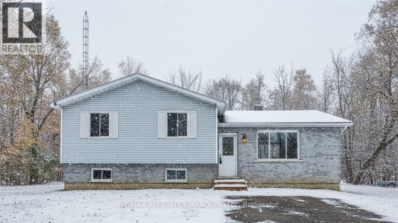 21450 Concession 10 Road, South Glengarry, Ontario K0C 1A0 - Photo 1 - X12462124