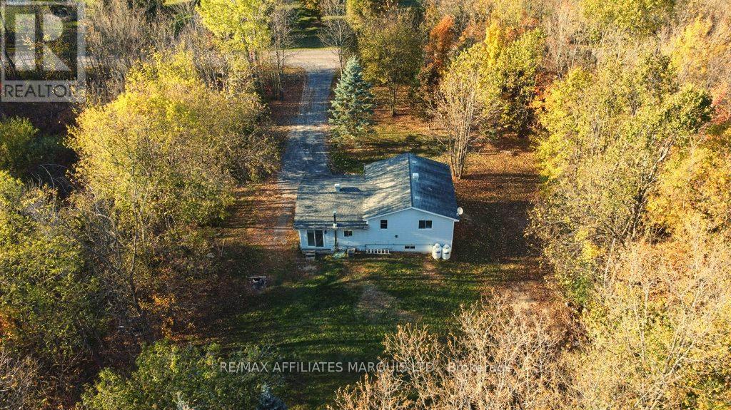 21450 Concession 10 Road, South Glengarry, Ontario K0C 1A0 - Photo 33 - X12462124