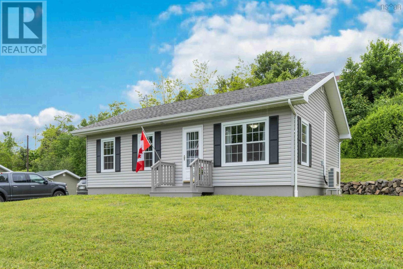 101 Second Avenue, Digby, Nova Scotia B0V 1A0 - Photo 4 - 202519505