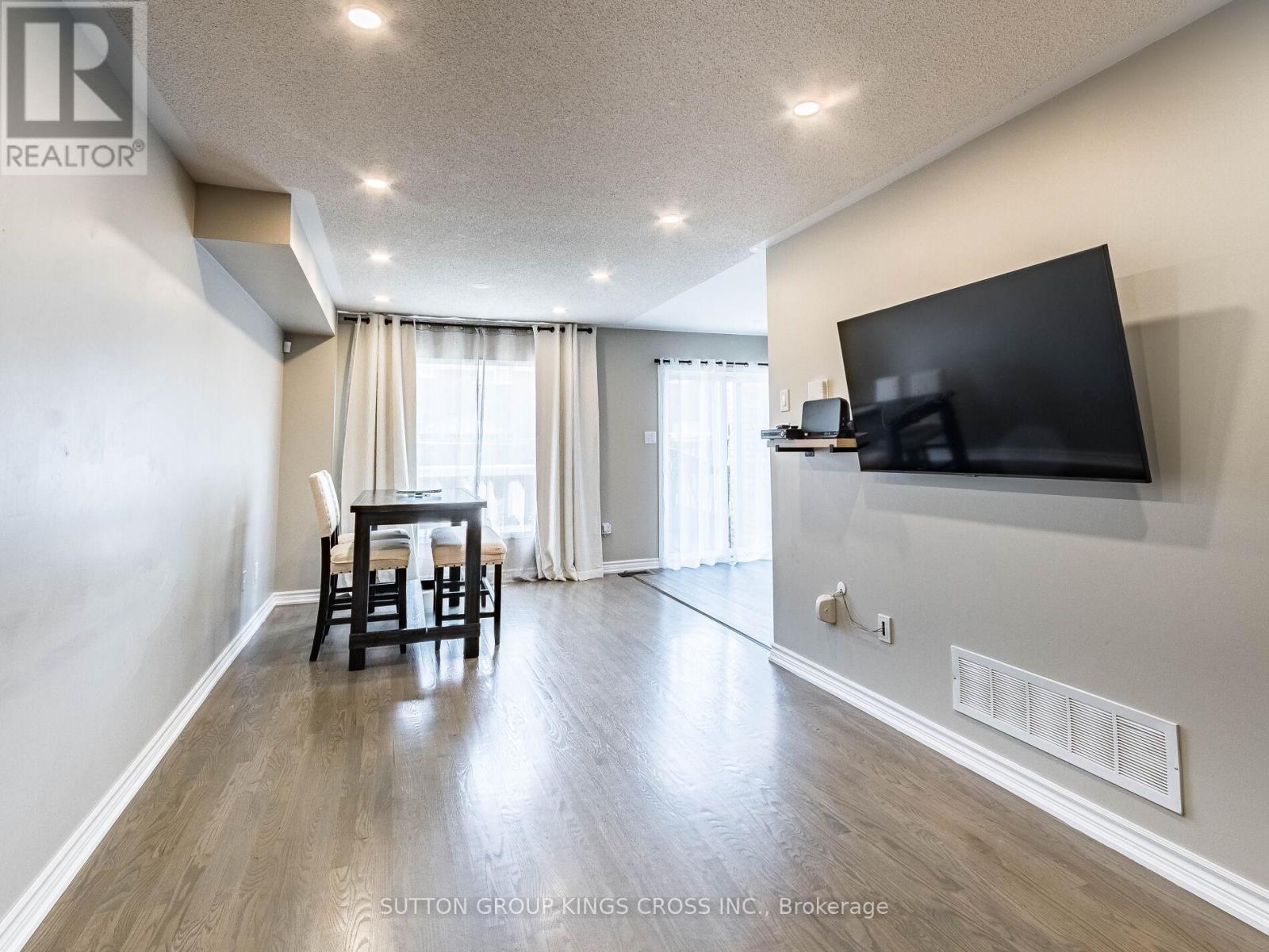 12 - 6399 Spinnaker Circle, Mississauga, Ontario  L5W 1Z4 - Photo 12 - W12608874