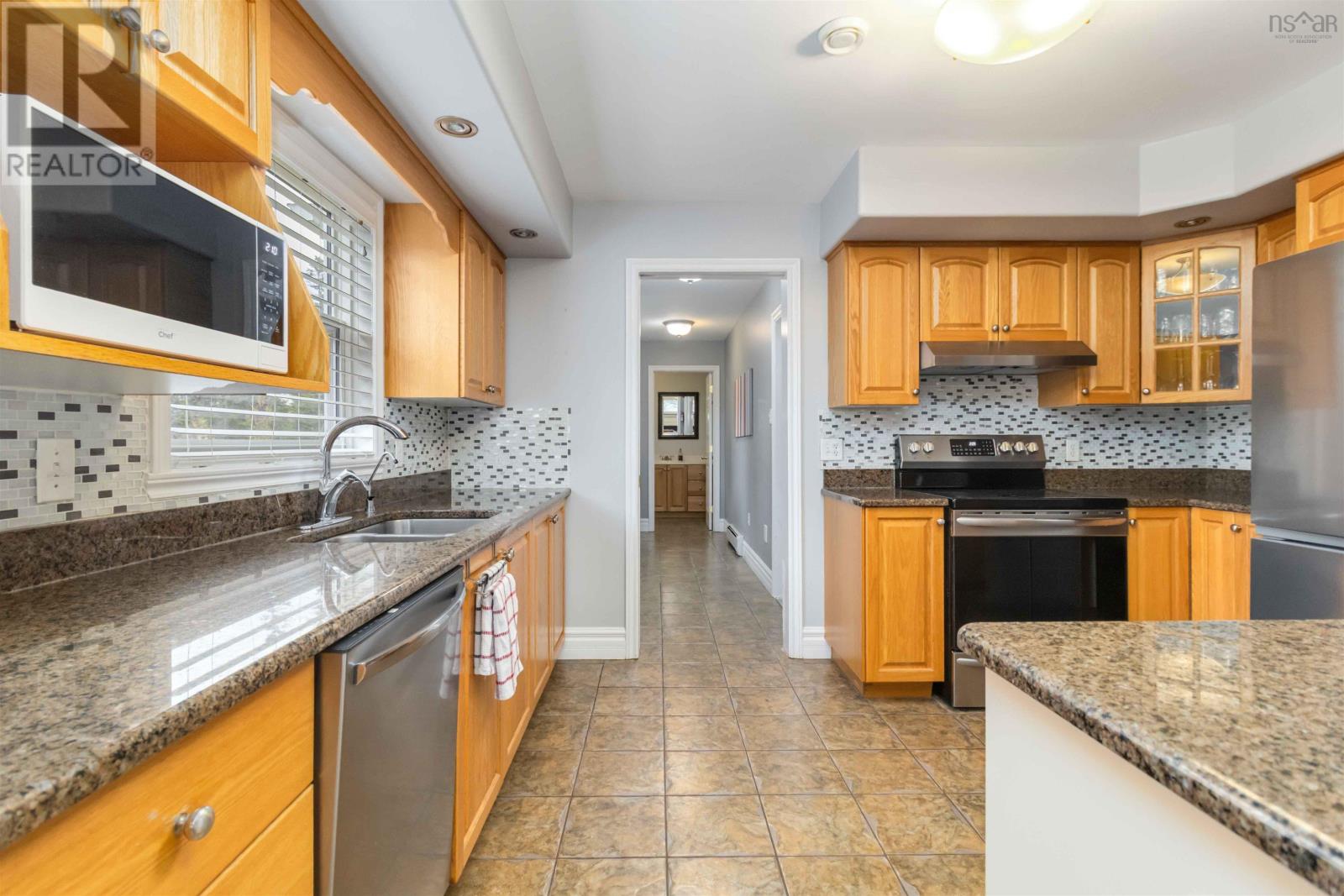 31 Piggott Avenue, Fall River, Nova Scotia  B2T 1S7 - Photo 11 - 202527806