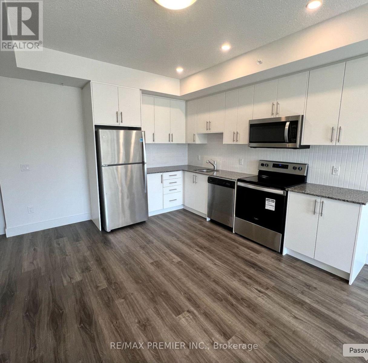 606 - 107 Roger Street, Waterloo, Ontario  N2J 0G3 - Photo 5 - X12608870