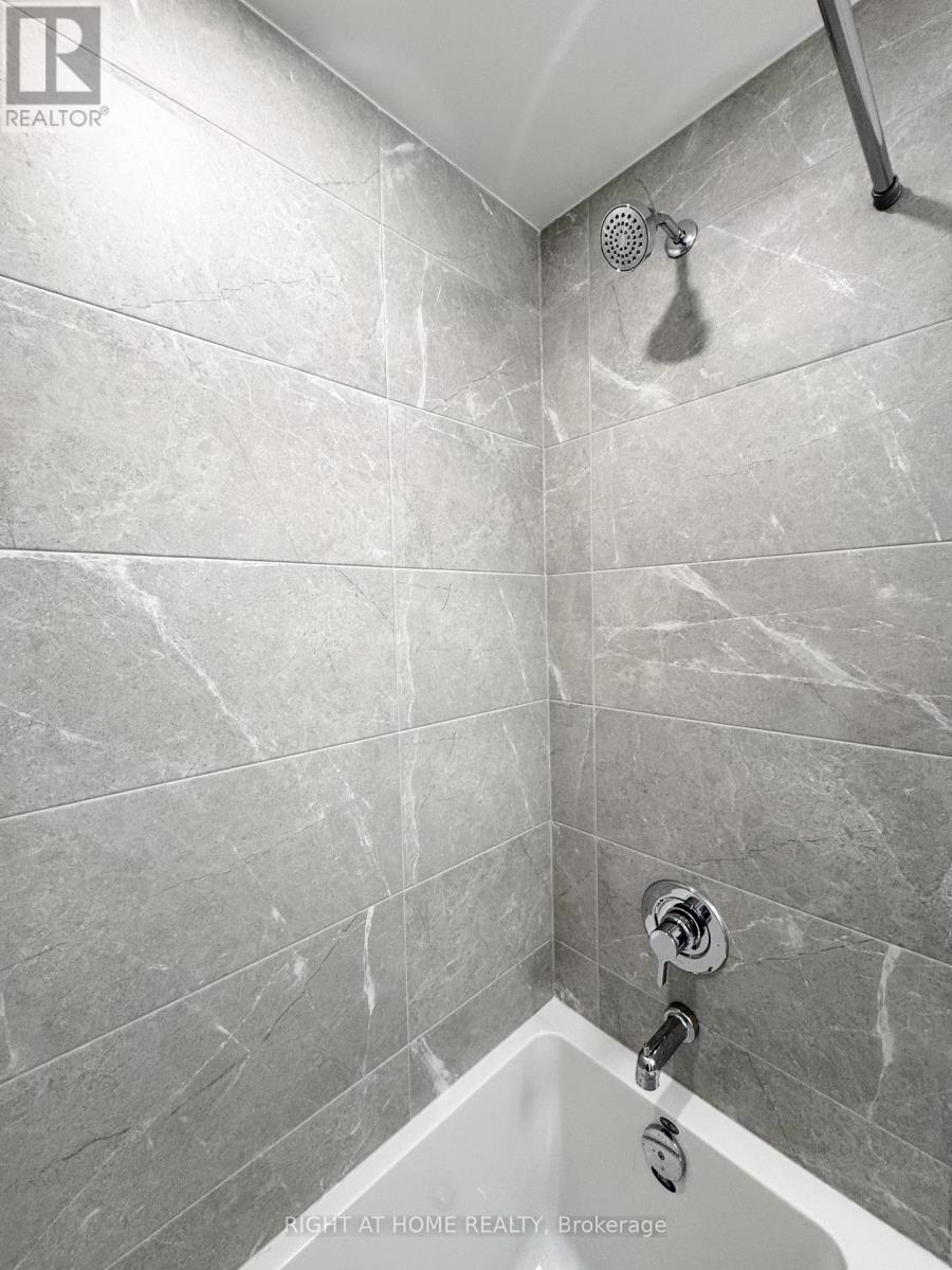 A706 - 705 Davis Drive, Newmarket, Ontario  L3Y 0J1 - Photo 16 - N12593158