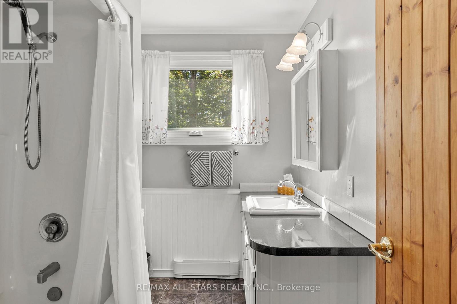 315 Somerville 11 Concession, Kawartha Lakes, Ontario  K0M 1C0 - Photo 15 - X12402651