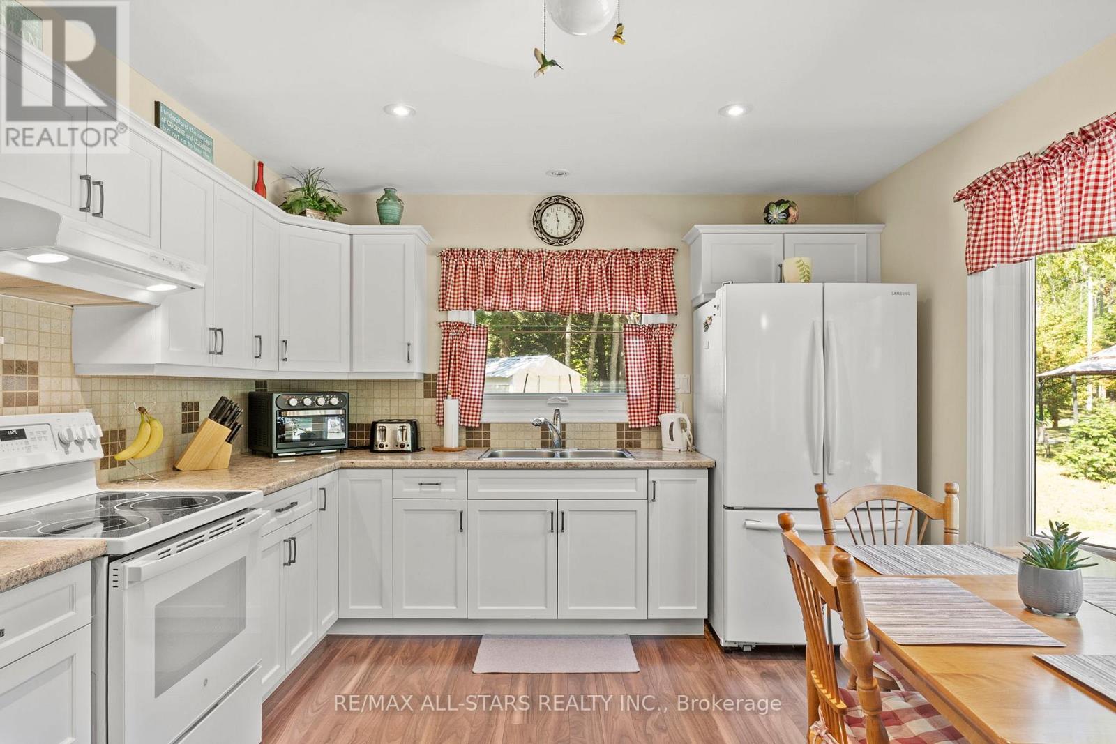 315 Somerville 11 Concession, Kawartha Lakes, Ontario  K0M 1C0 - Photo 8 - X12402651