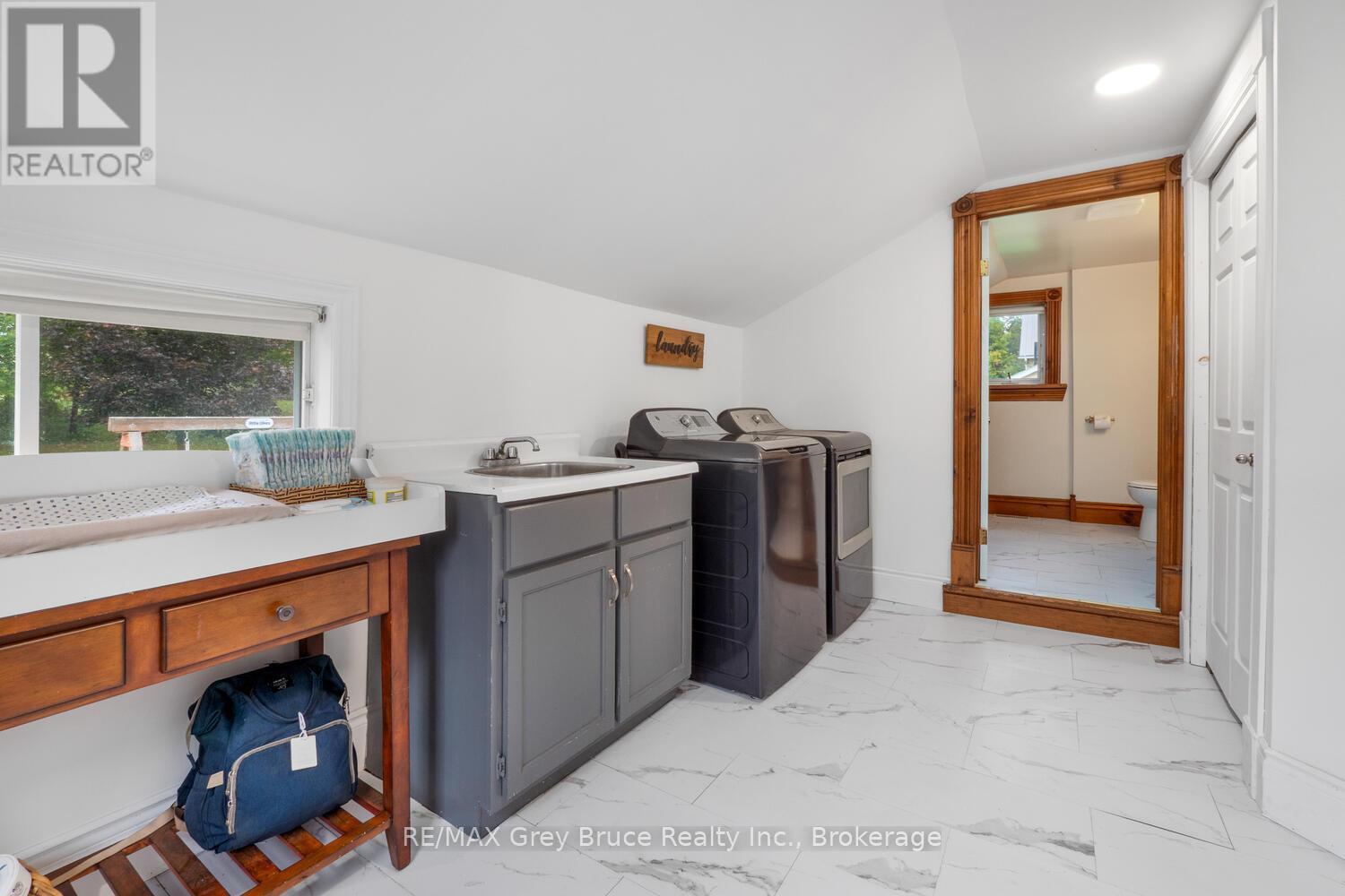 13 King Street, Brockton, Ontario  N0G 1J0 - Photo 15 - X12608924